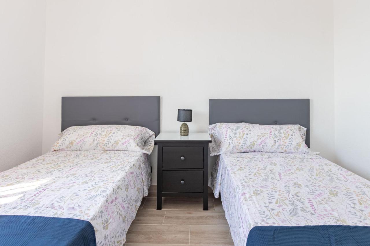 Ronda De Muleros 6 Apartment เฮเรซ เด ลาฟรอนเตรา ภายนอก รูปภาพ